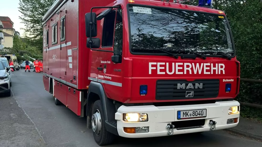 FW-PL: Feuerwehr Plettenberg unterstützt Nachbarstadt bei Waldbrand - Bild: presseportal.de