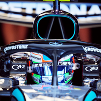 Mercedes-Teenager Kimi Antonelli rast zur Pole Position in Miami. - Foto: Rebecca Blackwell/Pool AP/AP/dpa