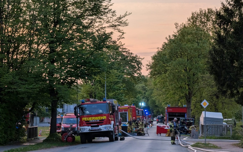 FW-ROW: Dachstuhlbrand in einem Mehrparteienhaus in Rotenburg - Foto: presseportal.de