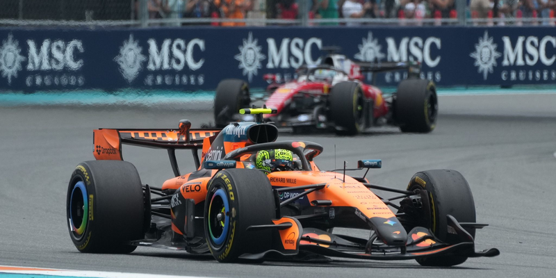 Lando Norris zählt mit McLaren wieder zur Spitze in der Formel 1. - Foto: Marta Lavandier/AP/dpa