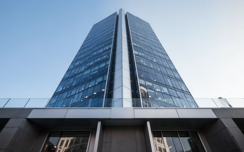 Apollo: 2,1-Milliarden-Deal für Forvia Interiors - Foto: über boerse-global.de