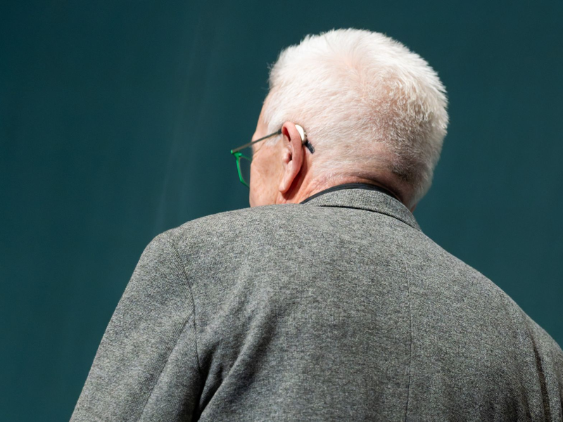 Kretschmann sagt Tschüss - ob er der Öffentlichkeit den Rücken kehrt, ist noch offen.  - Foto: Silas Stein/dpa