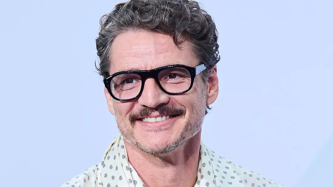 Der Inbegriff des Daddys: Schauspieler Pedro Pascal. (Archivbild) - Bild: Annette Riedl/dpa