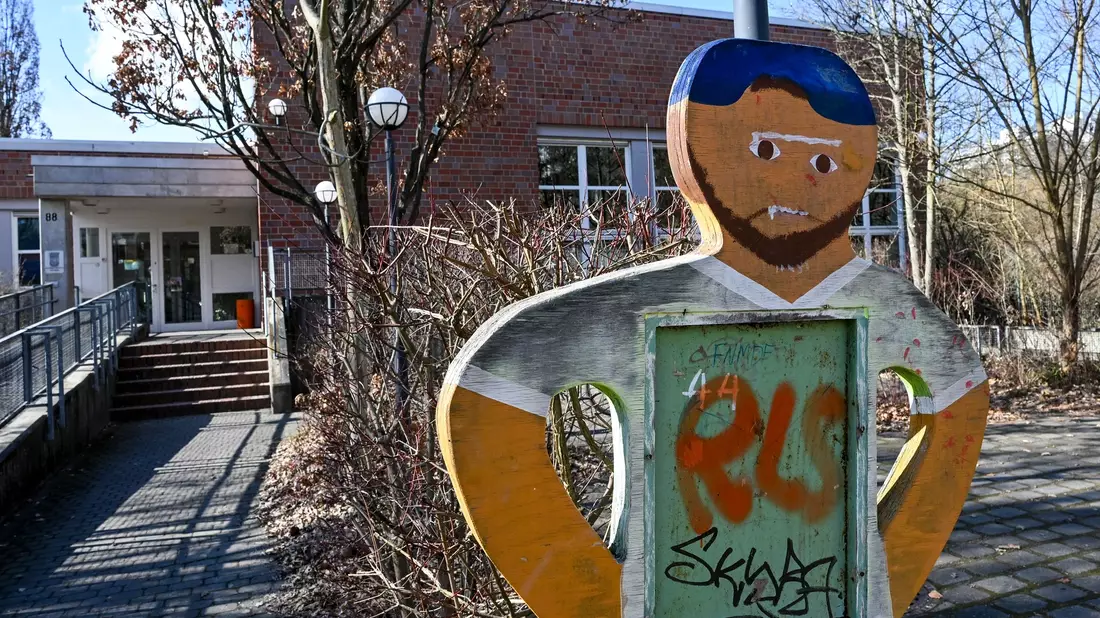 Vorgänge im Neuköllner Jugendzentrum werden von einer unabhängigen Kommission untersucht. (Archivbild) - Bild: Jens Kalaene/dpa