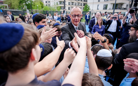 Merz löste mit einem Aufruf an die SPD zu mehr Kompromissbereitschaft Unmut beim Koalitionspartner aus.  - Foto: Kay Nietfeld/dpa-Pool/dpa