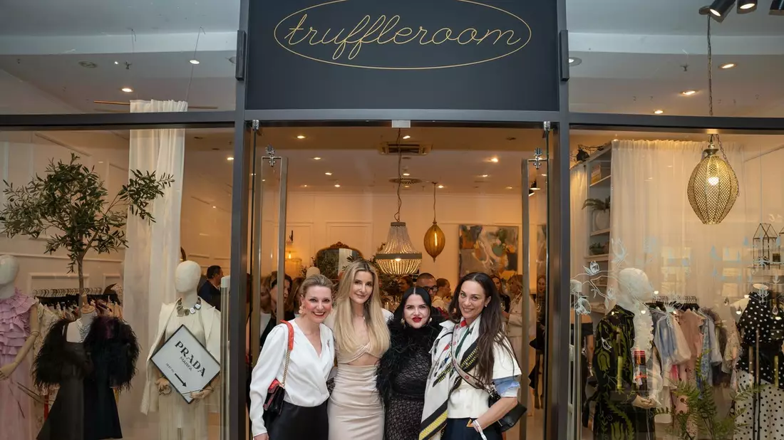 Prominente Gäste bei Kino-Preview von Shopping-Center Sevens / Lilly Becker, Sarah Zaczek und Alexandra Lapp zu Gast im Truffleroom - Bild: presseportal.de