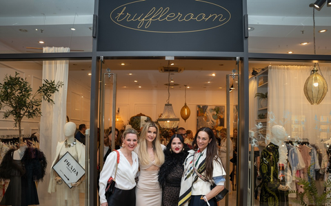 Prominente Gäste bei Kino-Preview von Shopping-Center Sevens / Lilly Becker, Sarah Zaczek und Alexandra Lapp zu Gast im Truffleroom - Foto: presseportal.de