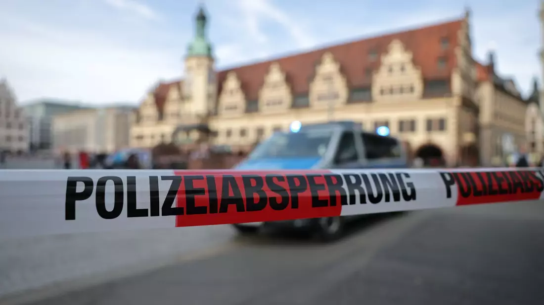 Zwei Menschen sind nach Angaben eines Sprechers der Stadt Leipzig gestorben. - Bild: Jan Woitas/dpa