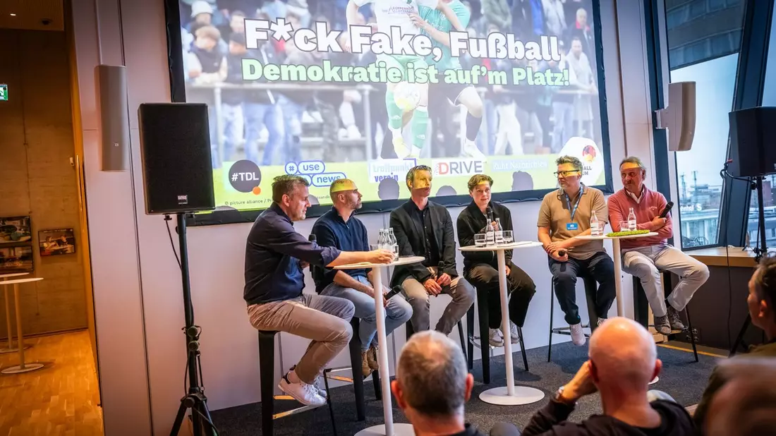 #UseTheNews und treffpunkt verein starten Projekt für Vereine zur Demokratiebildung / Auftakt zum Tag des Lokaljournalismus mit IPPEN.MEDIA und Lensing Media - Bild: presseportal.de