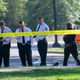 Ein Jugendlicher wurde angeschossen, ein Verdächtiger festgenommen. - Foto: Rod Lamkey/AP/dpa