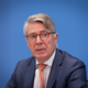 Der Präsident des Pharmaverbands VFA kritisiert das Sparpaket von Gesundheitsministerin Nina Warken. (Archivbild) - Foto: Soeren Stache/dpa