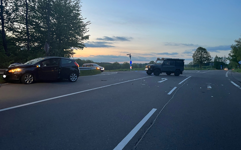 POL-GM: Unfall auf Kreuzung - Foto: presseportal.de