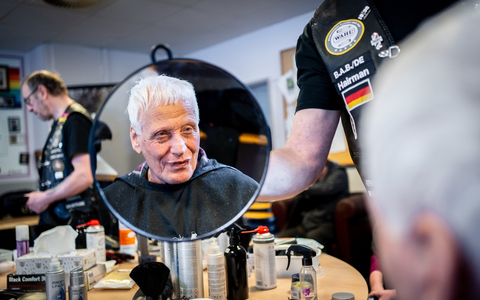 Haarschnitt für die Menschenwürde / Bethel und Barber Angels machen kostenfreies Angebot - Foto: presseportal.de