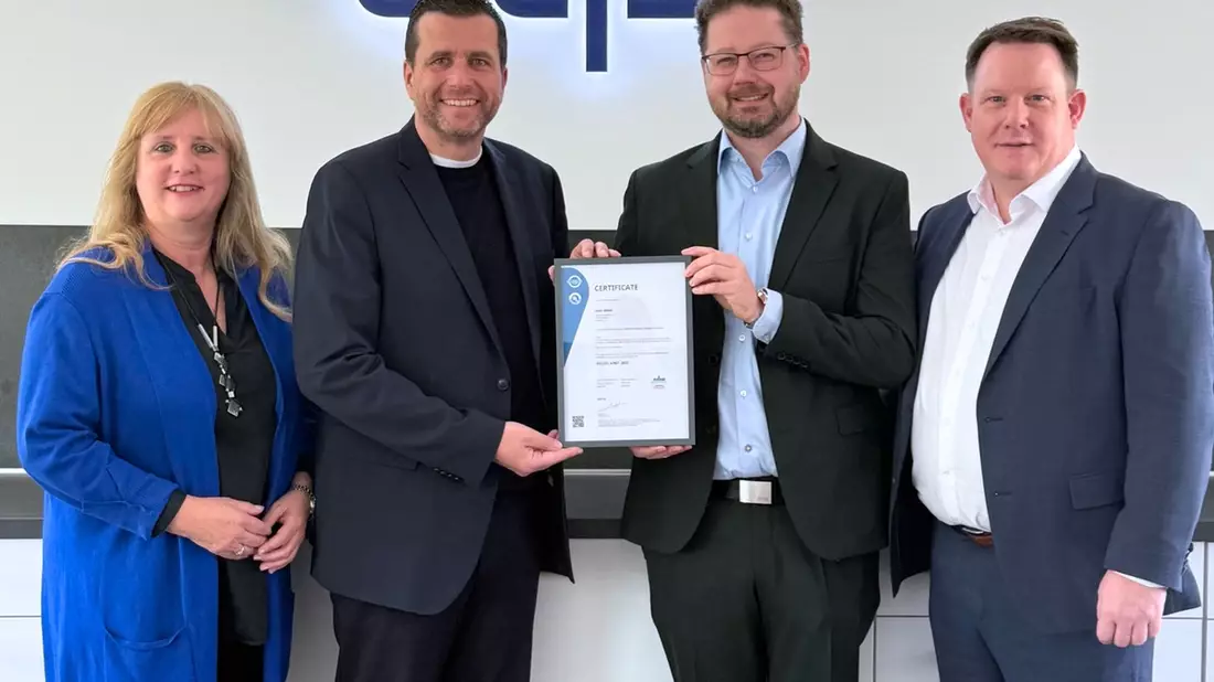 Idest GmbH unter den ersten Unternehmen im deutschsprachigen Raum mit DQS-Zertifizierung nach ISO/IEC 42001 / IT-Beratungsunternehmen setzt Meilenstein in der KI-Governance - Bild: presseportal.de