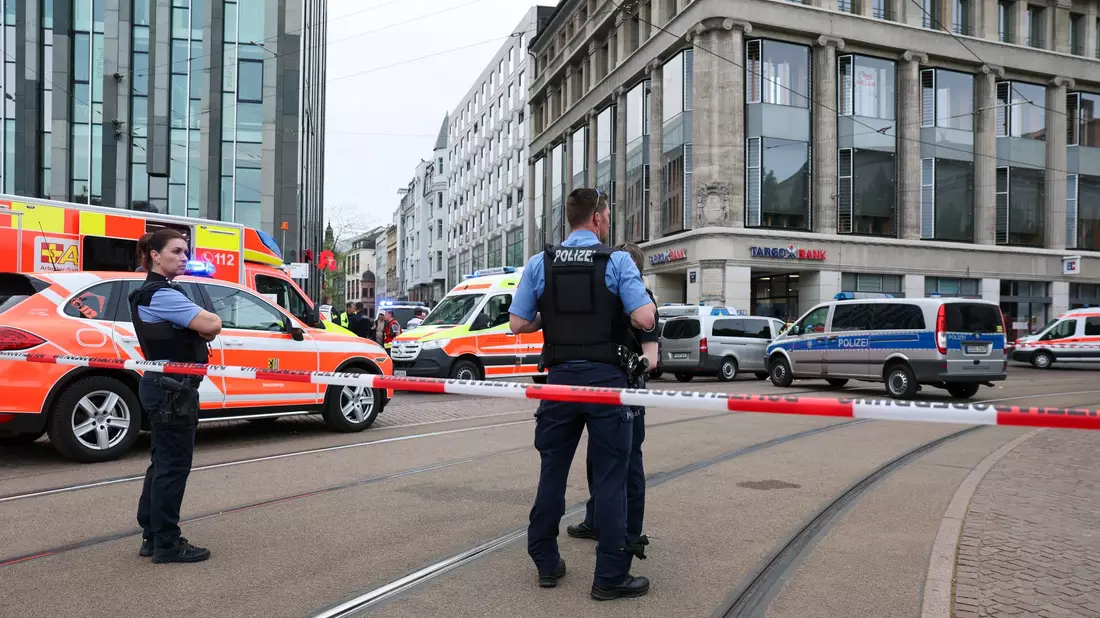 Ein Amokfahrer hat in Leipzig mehrere Menschen getötet und verletzt.  - Bild: Jan Woitas/dpa