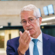 Fraport-Chef Schulte setzt auf eine sichere Kerosinversorgung. (Archivbild) - Foto: Andreas Arnold/dpa