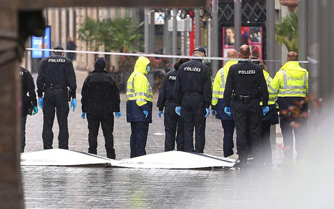 Auto fährt in Leipzig in Menschenmenge - Polizei am Tatort am 05.05.2026 - Foto: via dts Nachrichtenagentur