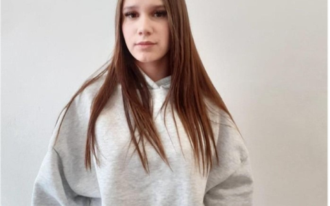 POL-GT: Öffentlichkeitsfahndung nach 15-jähriger Lana K. aus Regensburg - Foto: presseportal.de
