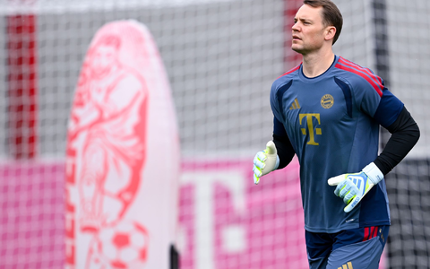 X-Faktor für Bayern im Rückspiel? Manuel Neuer war bei den fünf Gegentoren in Paris machtlos. - Foto: Sven Hoppe/dpa
