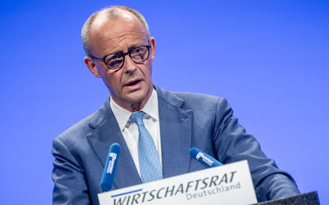 Der Kanzler macht am Vorabend des ersten Geburtstags der Koalition eine klare Ansage. - Foto: Michael Kappeler/dpa
