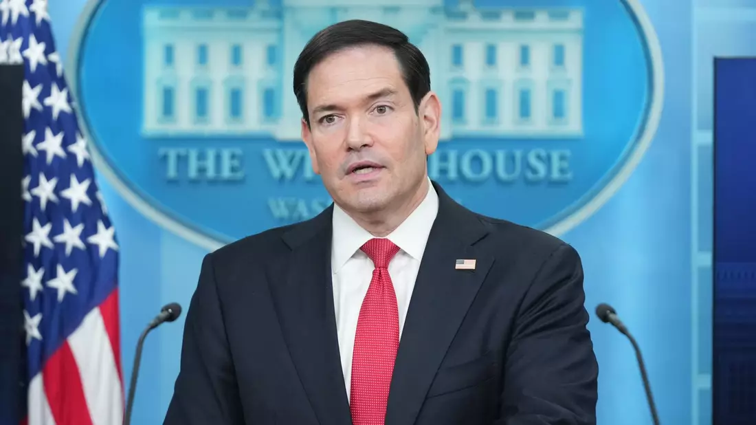 Rubio äußert sich zu den Zielen der USA in den diplomatischen Bemühungen mit dem Iran.  - Bild: Mark Schiefelbein/AP/dpa