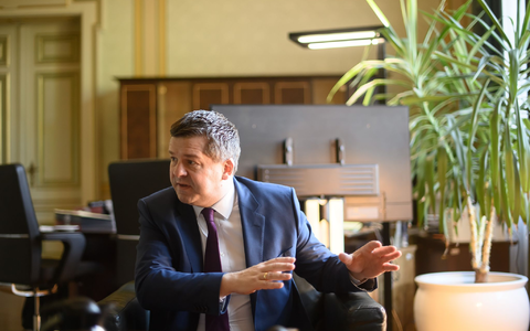 In den ersten Monaten als Regierungschef hat Sven Schulze (CDU) in der Wirtschaftspolitik Erfolge verbucht - aber wird das reichen? - Foto: Klaus-Dietmar Gabbert/dpa