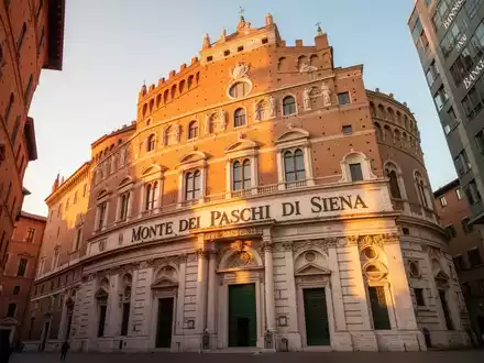 Monte dei Paschi: Lovaglio-Strategie für Mediobanca-Merger - Foto: über boerse-global.de