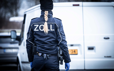 GZD: Zoll nimmt Paketdienstleister ins Visier - erste Zwischenbilanz - Foto: presseportal.de