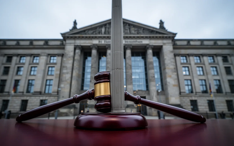 Arbeitsgericht Köln kippt Befristung nach kurzer Unterbrechung - Foto: über boerse-global.de