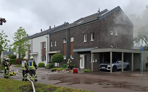 FW Bocholt: Feuer Menschenleben in Gefahr - Foto: presseportal.de