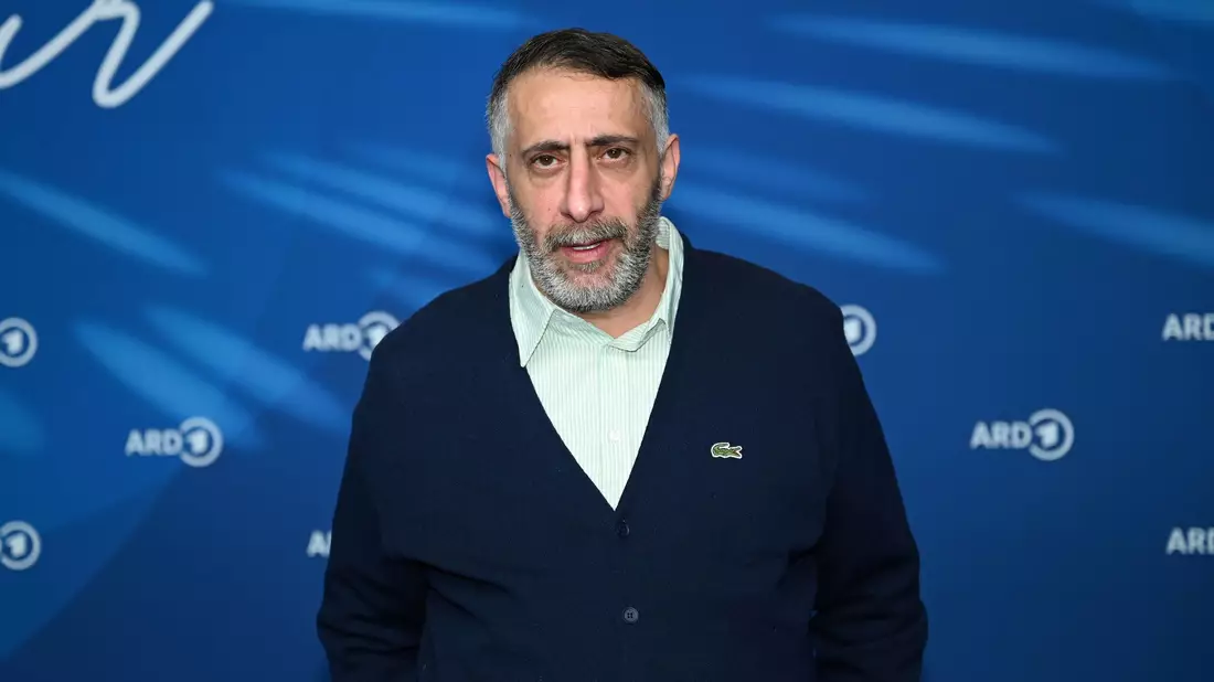 «Einigt Euch!», sagte der Schauspieler Kida Khodr Ramadan - und die Streithähne einigten sich. - Bild: Elisa Schu/dpa