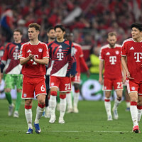 Bayern-Profis nach dem 1:1 gegen Paris. - Foto: Sven Hoppe/dpa