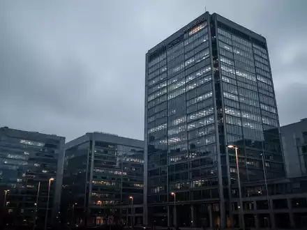 Warner Bros. Discovery (A): 2,9 Milliarden Nettoverlust im Q1 - Foto: über boerse-global.de