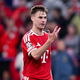Joshua Kimmich zeigt es an: Auf Viertelfinale und Halbfinale soll 2026 der dritte Anlauf auf das Finale und den Champions-League-Triumph folgen. - Foto: Sven Hoppe/dpa