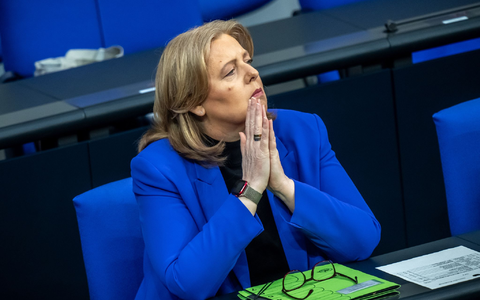 Bundessozialministerin Bärbel Bas (SPD) sagte zu ihrer eigenen Vorlage: «Persönlich hätte ich mir mehr gewünscht.»  - Foto: Michael Kappeler/dpa