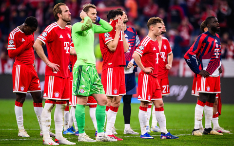 Enttäuschte Bayern-Stars nach dem geplatzten Finaltraum.  - Foto: Tom Weller/dpa