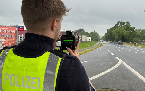 POL-WES: Dinslaken - Schwerpunktkontrolle im Bereich der Polizeiwache Ost - Foto: presseportal.de