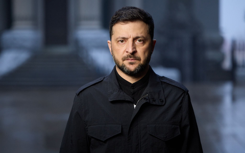 Selenskyj rechtfertigt ukrainische Drohnenangriffe als Reaktion auf russische Attacken. (Archivbild) - Foto: -/Press Service Of The President Of Ukraine/AP/dpa