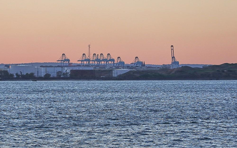 Industrieanlagen (Archiv) - Foto: via dts Nachrichtenagentur