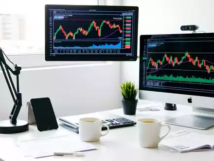 KI-Kündigung von Fördergeldern: Gericht stoppt US-Regierung - Foto: über boerse-global.de