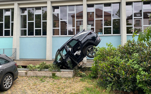 POL-PDLD: Landau - Bremse und Gas verwechselt - Foto: presseportal.de