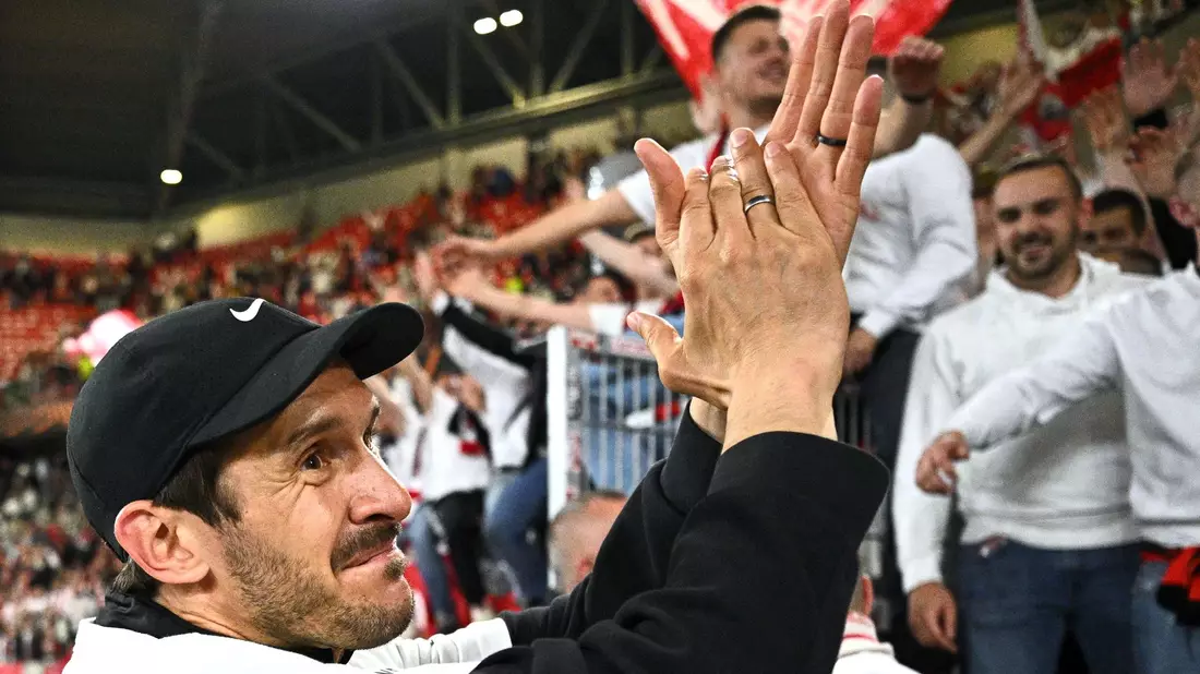 Folgte im Sommer 2024 auf Christian Streich: SC-Trainer Julian Schuster. - Bild: Tom Weller/dpa