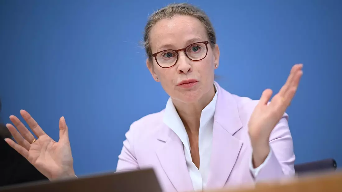 Um Juristin Brosius-Gersdorf schwelte über Wochen ein Streit in der Koalition. (Archivbild) - Bild: Britta Pedersen/dpa