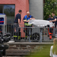 Auch Notfallseelsorger sind vor Ort. - Foto: Sascha Ditscher/dpa