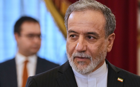 Der iranische Außenminister Araghtschi bezeichnete die US-Schläge als leichtsinnige Aktionen. (Archivbild) - Foto: Dmitri Lovetsky/Pool AP/AP/dpa