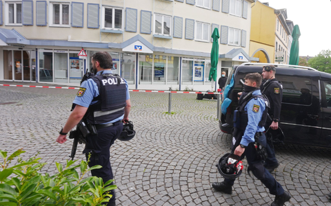 Der Vorfall löste einen Großeinsatz der Polizei aus. - Foto: Thomas Frey/dpa