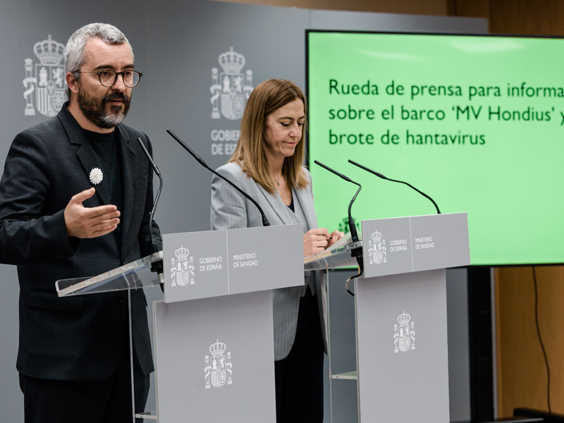 Der Staatssekretär für Gesundheit, Javier Padilla, informiert bei einer Pressekonferenz über Maßnahmen zur Vermeidung der Ausbreitung des Hantavirus. - Foto: Carlos Luján/EUROPA PRESS/dpa