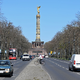 Die Straße wird heute in Helmut-Kohl-Allee umbenannt. - Foto: Michael Brandt/dpa
