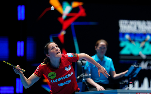 Sabine Winter verliert im WM-Halbfinale gegen die Japanerin Hina Hayata. - Foto: Jon Super/AP/dpa