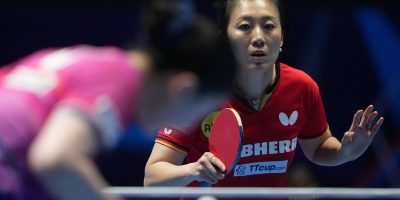 Die deutsche Tischtennis-Nationalspielerin Ying Han im WM-Halbfinale gegen Japan. - Foto: Jon Super/AP/dpa
